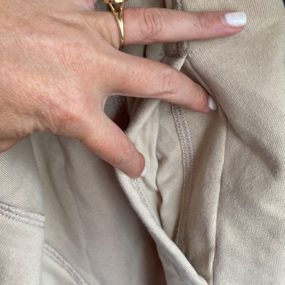 Abercrombie & Fitch Soft A&F Collection Tan Cardigan Sweater-Size S - Picture 3 of 4